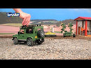 Bruder Land Rover Defender Station Wagon