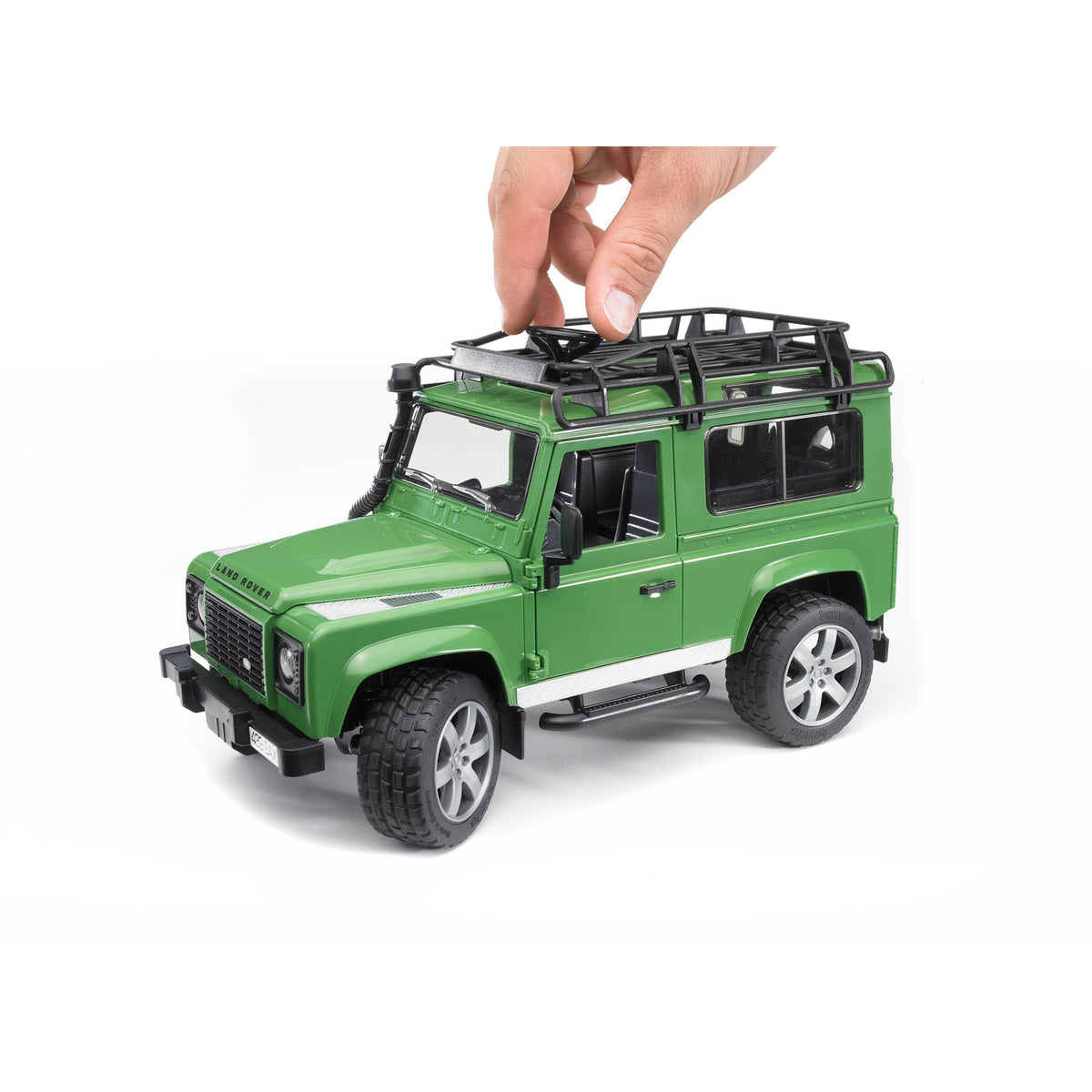 ミニカー STREET WARRIOR DEFENDER Preorder] Street Weapon 1:64 Land Rover Defender Tomb Raider